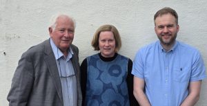 Askøy SVs kommuestyregruppe 2026. Fra venstre: Åge Rosnes, Mona Larsen og gruppeleder Arild Iversen